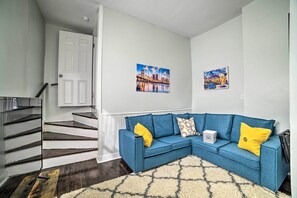 House (5 Bedrooms) | Interior