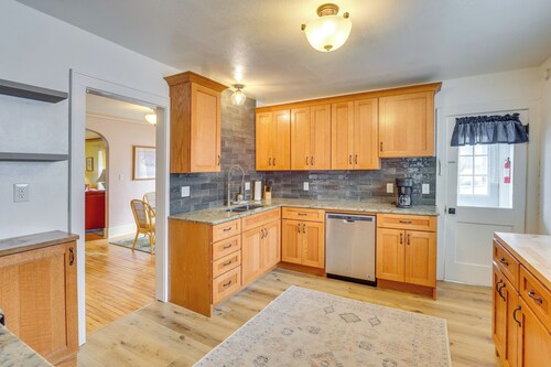 Lead Home w/ Free Wifi ~ 5 Mi to Terry Peak!