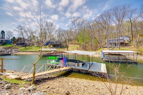 Dock & Furnished Deck: Lakefront Gravois Mills Gem