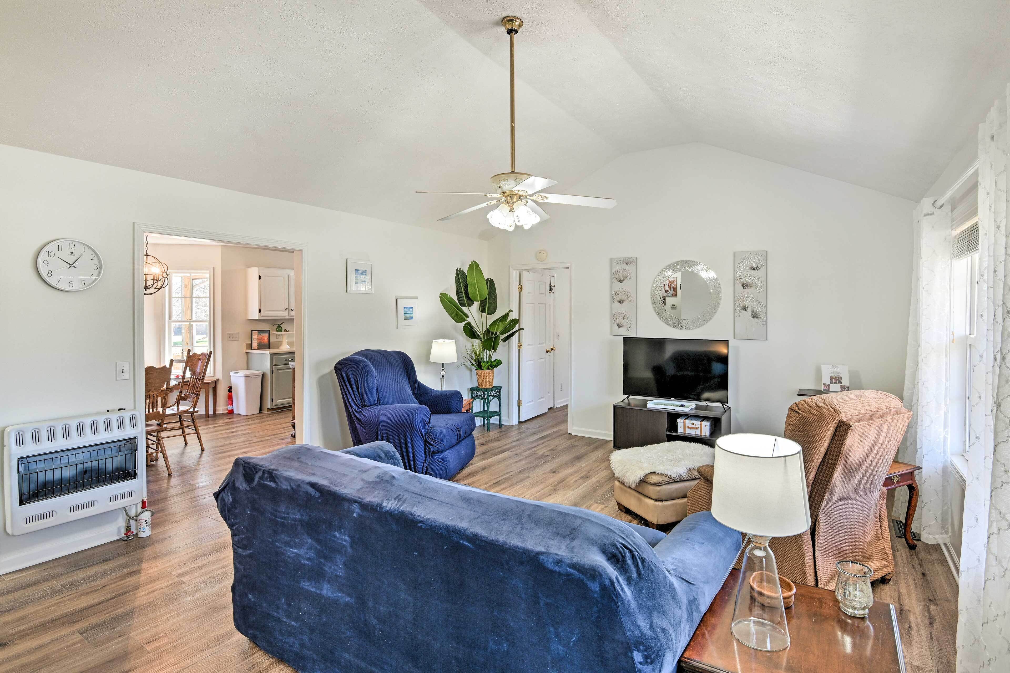 House (3 Bedrooms) | Interior