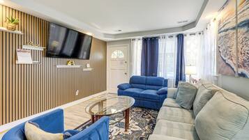 Rumah (3 Bedrooms) | Bagian depan properti