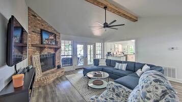 House (3 Bedrooms) | Living area | TV, fireplace