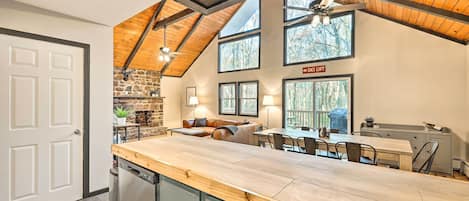 House (Multiple Bedrooms) | Interior