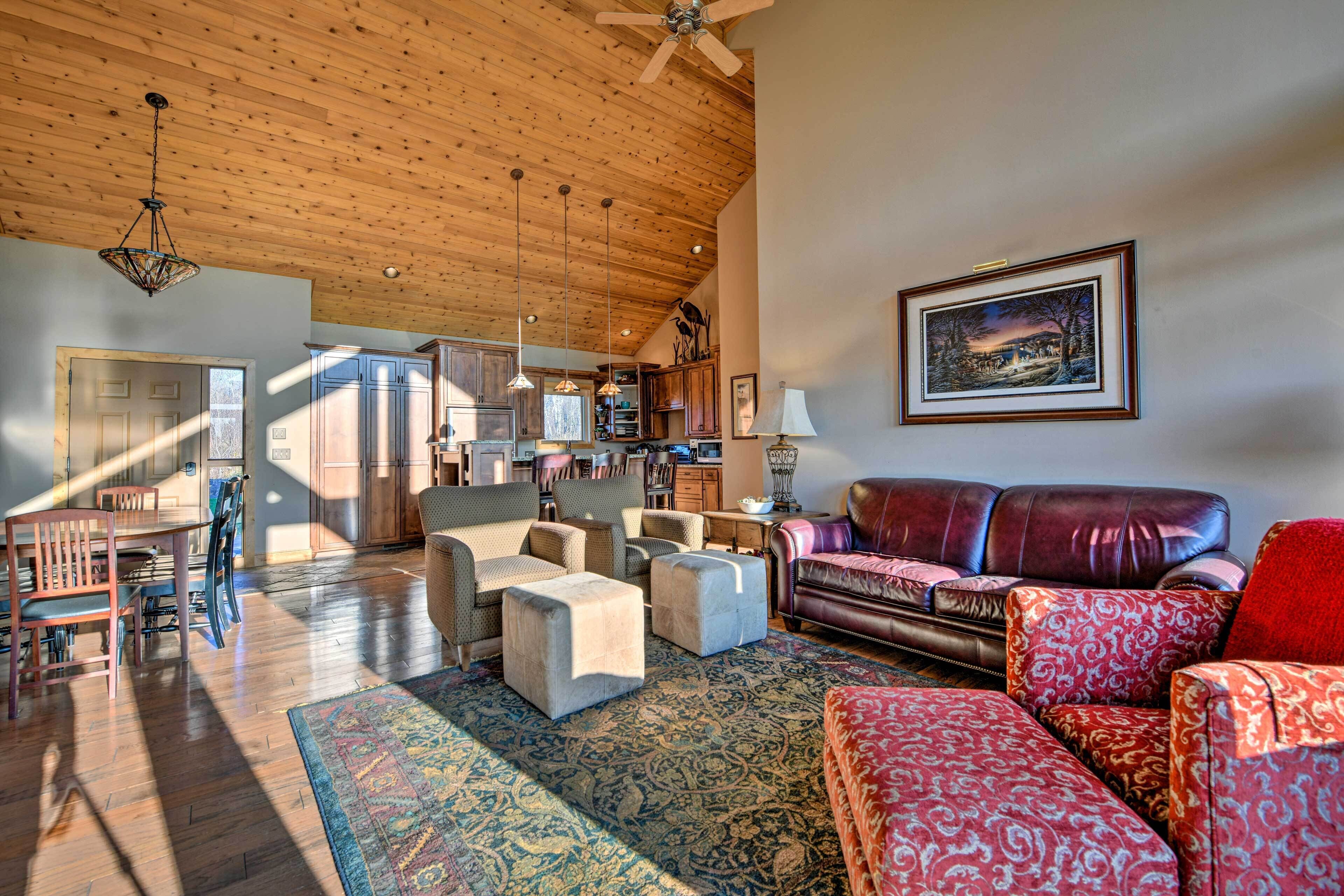 North Shore Luxury Cabin By Gooseberry Falls!