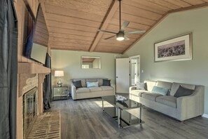 單棟房屋 (3 Bedrooms) | 內部