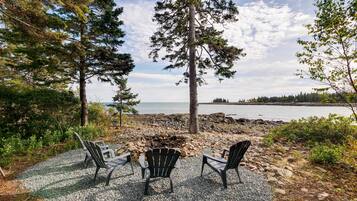 House (3 Bedrooms) | Front of property