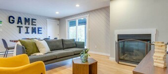 Scenic Conifer Getaway w/ Game Room & Hot Tub!