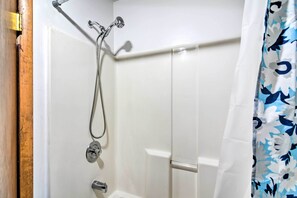 Apartment (0 Bedroom) | Interior - Loveland Vacation Rental - 1 Mile to Lake! (Loveland)