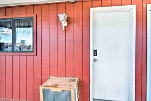 Apartment (0 Bedroom) | Interior - Loveland Vacation Rental - 1 Mile to Lake! (Loveland)