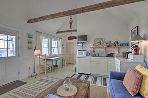 Cottage (0 Bedroom) | Interior