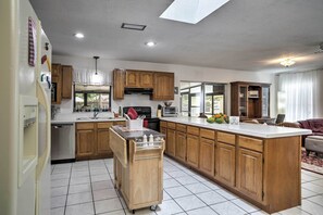 House (4 Bedrooms) | Interior - Spacious Central Florida Home: Family Friendly! (Longwood)