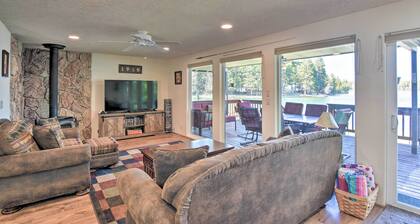 House w/ Private Deck on the Rock Creek Reservoir!