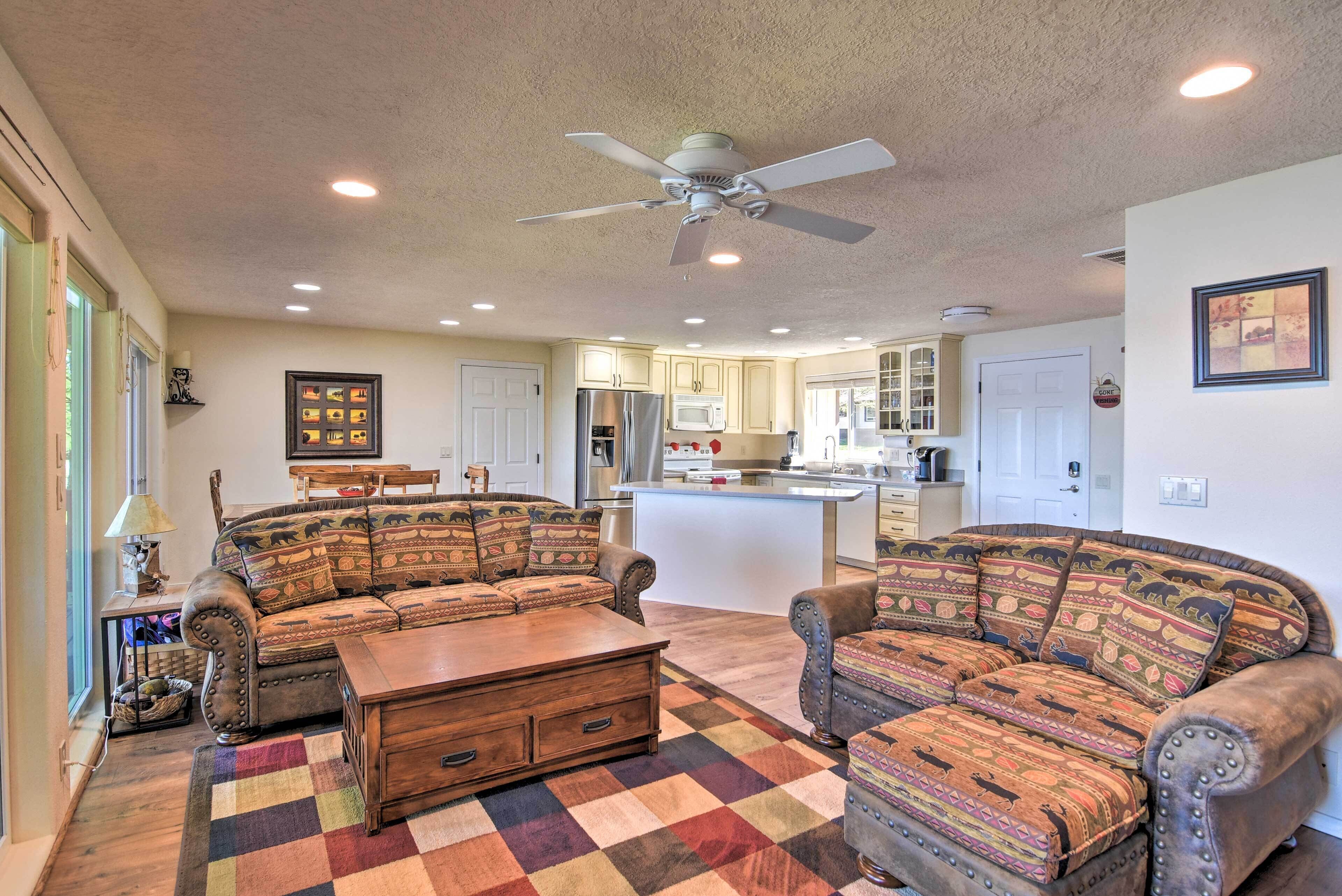 House (3 Bedrooms) | Interior