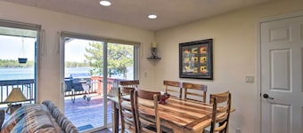 House w/ Private Deck on the Rock Creek Reservoir!