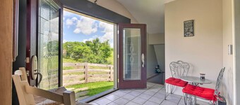 Loft Unplugged w/ Outdoor Space in Amish Country!