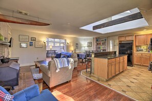 House (3 Bedrooms) | Interior - Pet-friendly Cabin w/ Dock on Claytor Lake! (Radford)