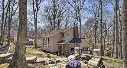 Pet-friendly Cabin w/ Dock on Claytor Lake!