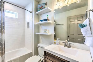 Apartment (2 Bedrooms) | Interior - Mexico Beach Getaway w/ Balcony & Ocean Views! (Port St. Joe)