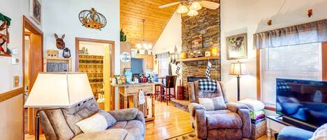 House (2 Bedrooms) | Interior