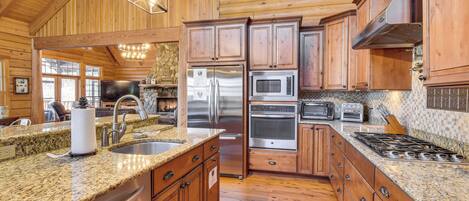 House (4 Bedrooms) | Interior