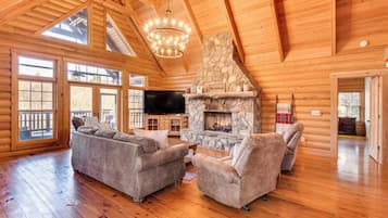 ํ์ฐ์ค (4 Bedrooms) | ์๋ฐ ์์ค ์ ๋ฉด