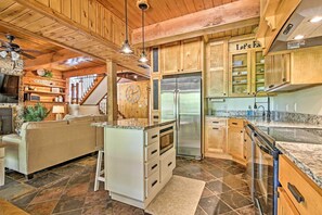 House (3 Bedrooms) | Interior - Walk to Tuttle Creek Lake: Secluded Scenic Retreat (Manhattan)