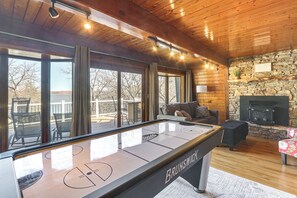 House (3 Bedrooms) | Interior - Walk to Tuttle Creek Lake: Secluded Scenic Retreat (Manhattan)