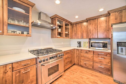 Pocatello Retreat ~ 3 Mi to Downtown!