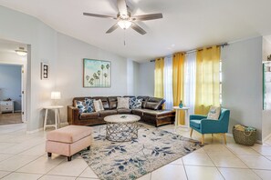 House (3 Bedrooms) | Interior