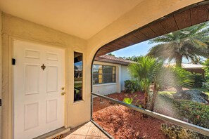 Interior - Screened Porch & Heated Pool: Cape Coral Home (Cape Coral)