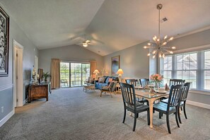 Apartment (3 Bedrooms) | Interior - 2 Mi to Broadway at the Beach: Quiet Golf Getaway (Myrtle Beach)