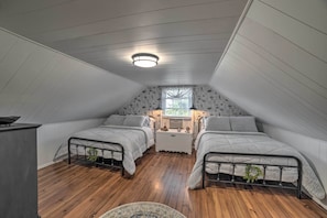 House (2 Bedrooms) | Interior - Lovely Pembroke Retreat w/ Beautiful Patio! (Oak Grove)