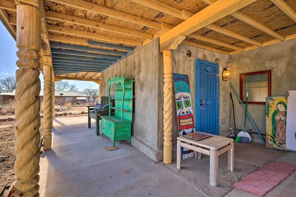 House (2 Bedrooms) | Interior - Santa Cruz Home w/ Mountain Views! (Santa Cruz)