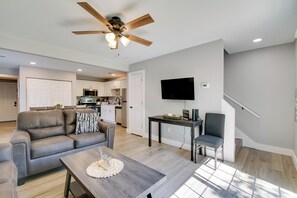 House (2 Bedrooms) | Interior