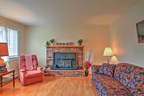 Interior - Serene Retreat - 7 Mi to All Star Village (Otego)
