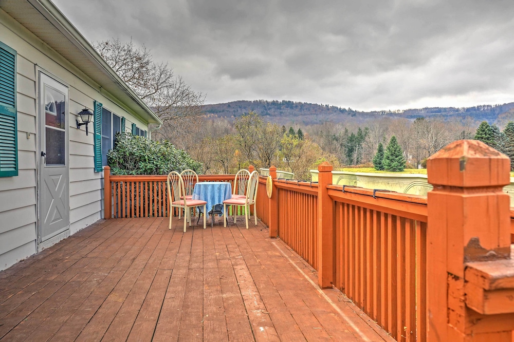 Serene Retreat W/mtn Views 7Mi to All Star Village