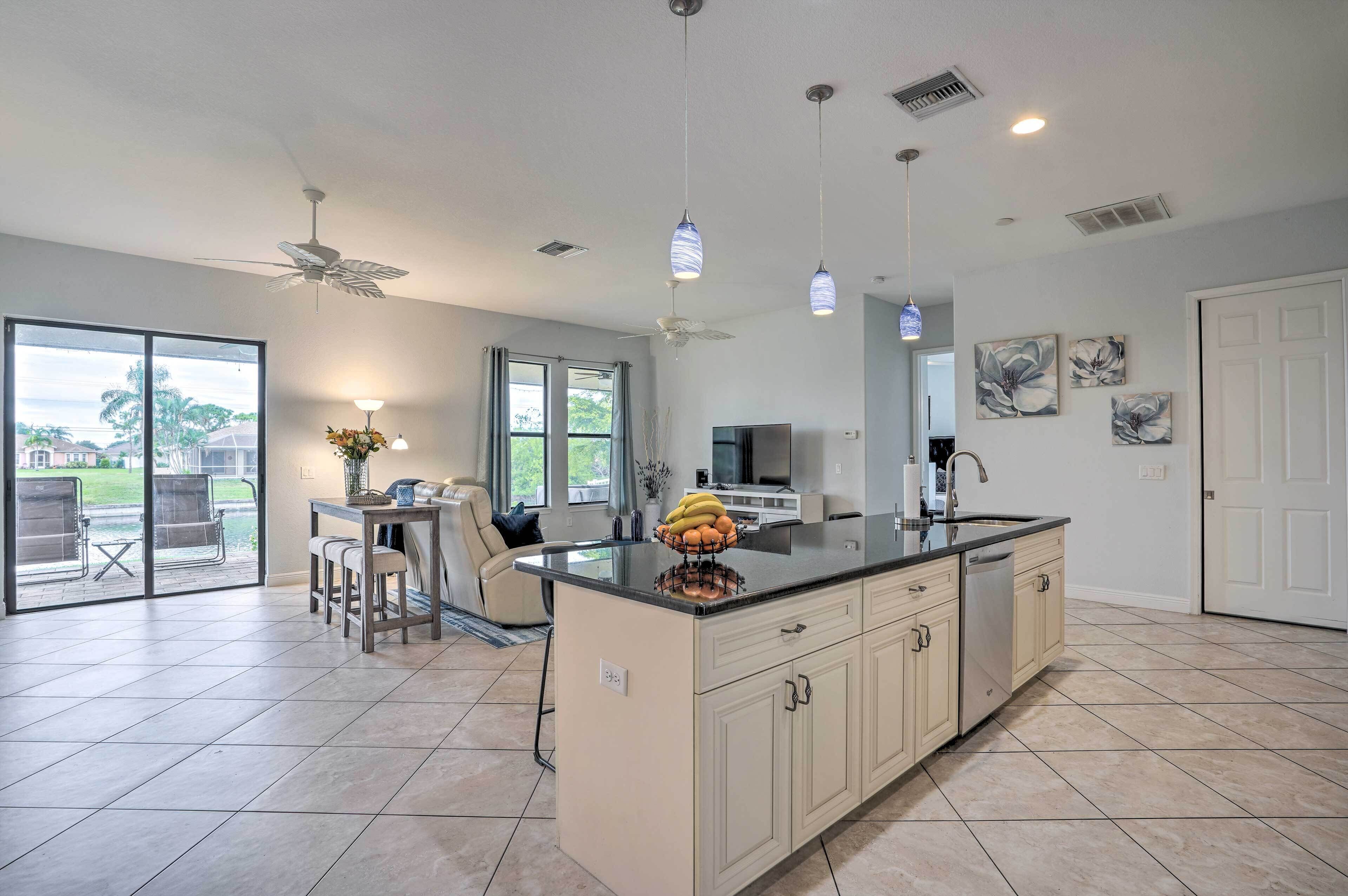 House (4 Bedrooms) | Interior