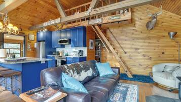 Rumah (2 Bedrooms) | Interior