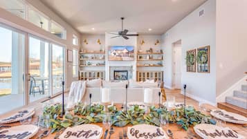 House (3 Bedrooms) | Interior