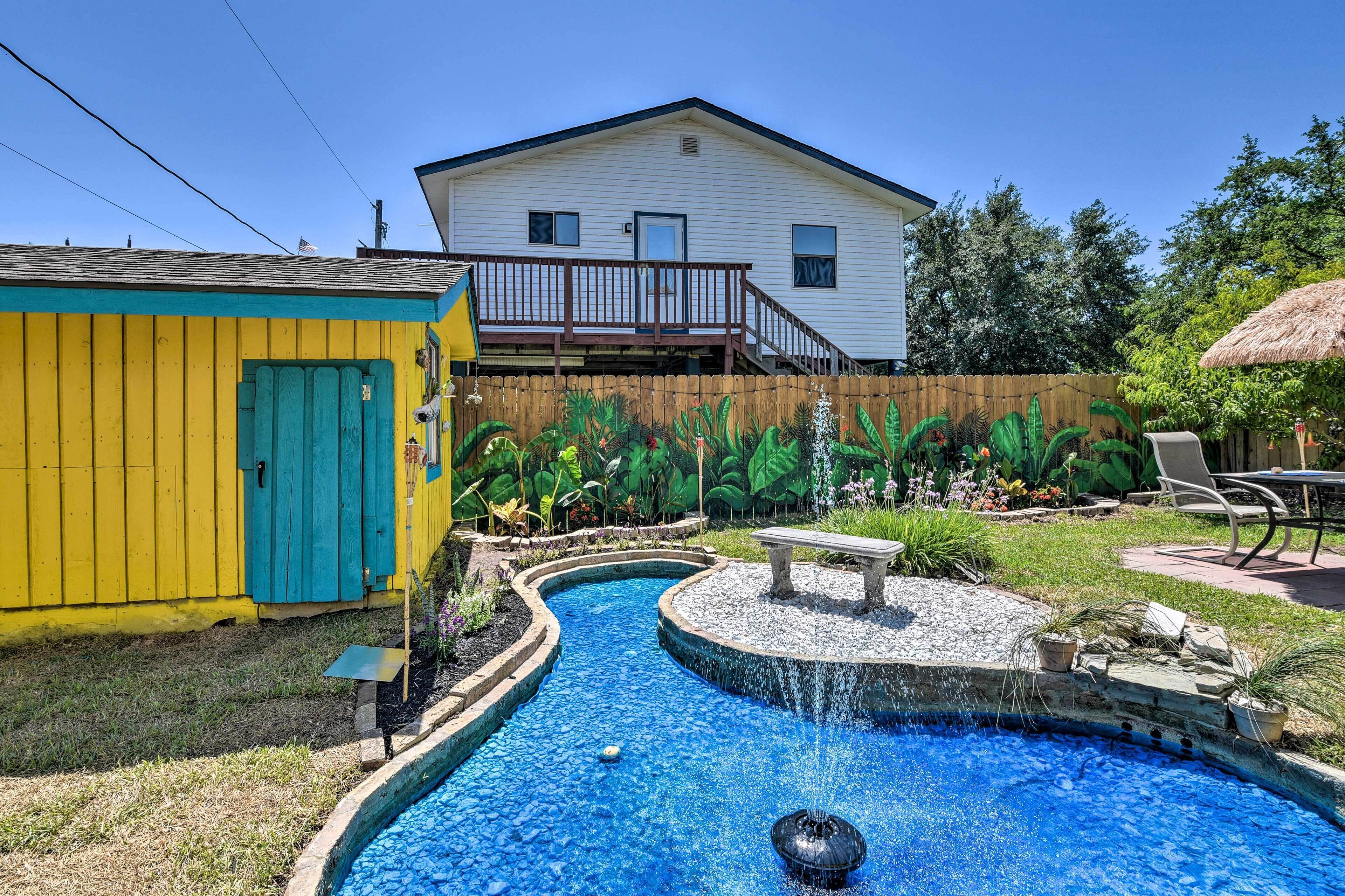 San Leon Condo: Pond ~ 1 Mi to Galveston Bay!