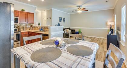 Charming Greensboro Townhouse With Back Patio!