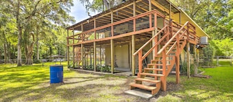 Charming Abode w/ Dock on the Suwannee River