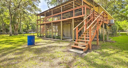 Charming Abode w/ Dock on the Suwannee River