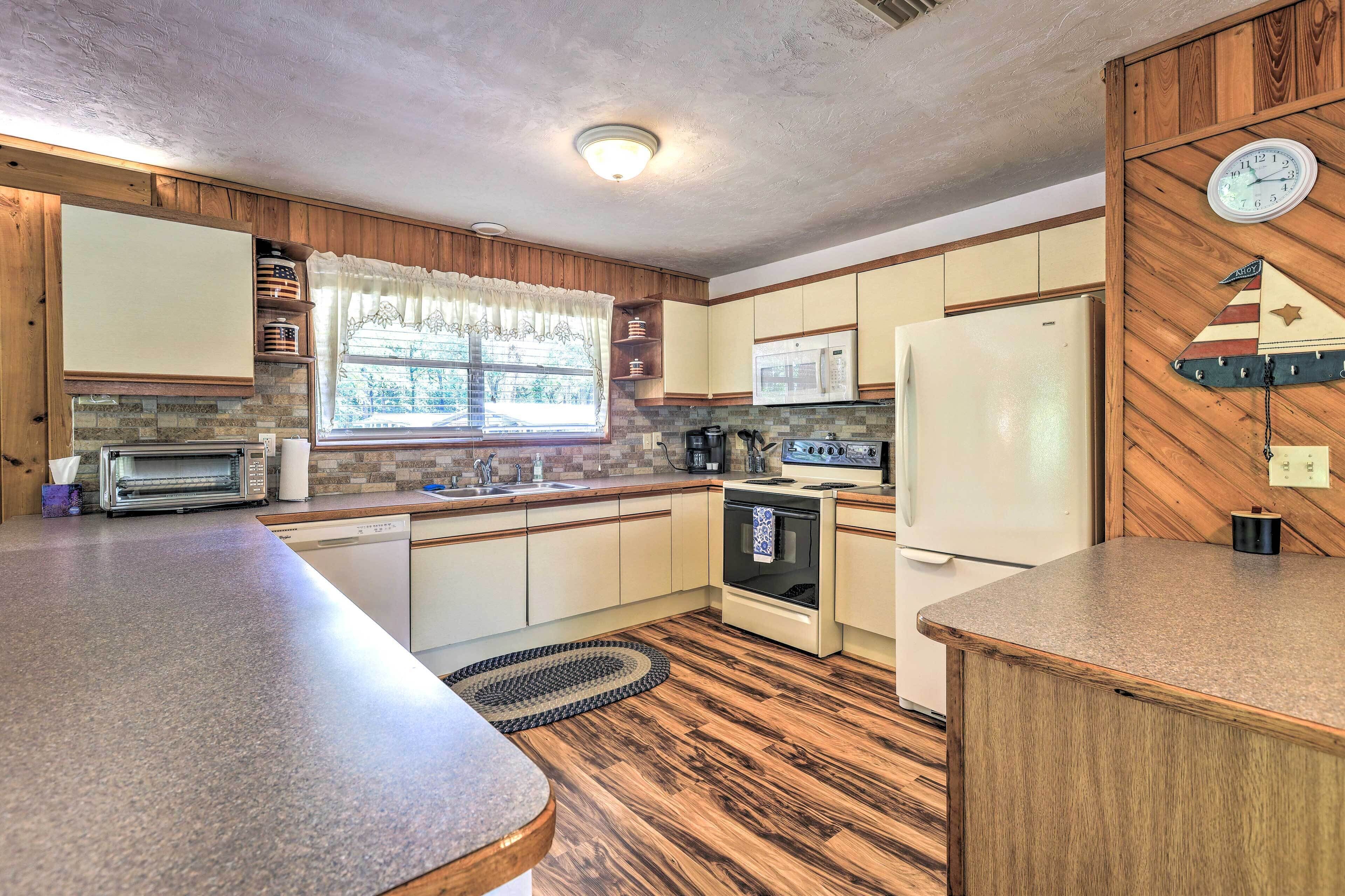 House (3 Bedrooms) | Interior