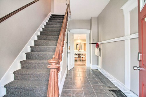 Comfy Ludlow Apartment ~ 3 Mi to Okemo Resort