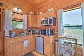 House (1 Bedroom) | Interior