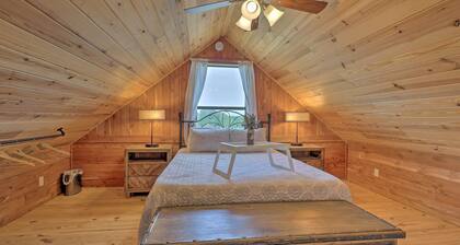 Chic Thorndale Cabin w/ Fire Pit & Paddleboat!