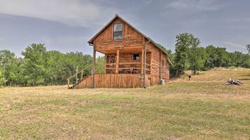 House (1 Bedroom) | Interior