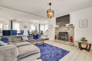 Interior - Fire Pit + Hot Tub: Peaceful Poconos Farms Getaway (Tobyhanna)