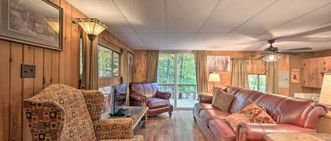 House (2 Bedrooms) | Interior